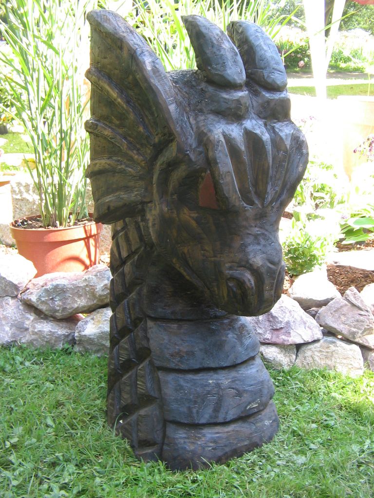 Holzskulpturen – Naturholzkunst